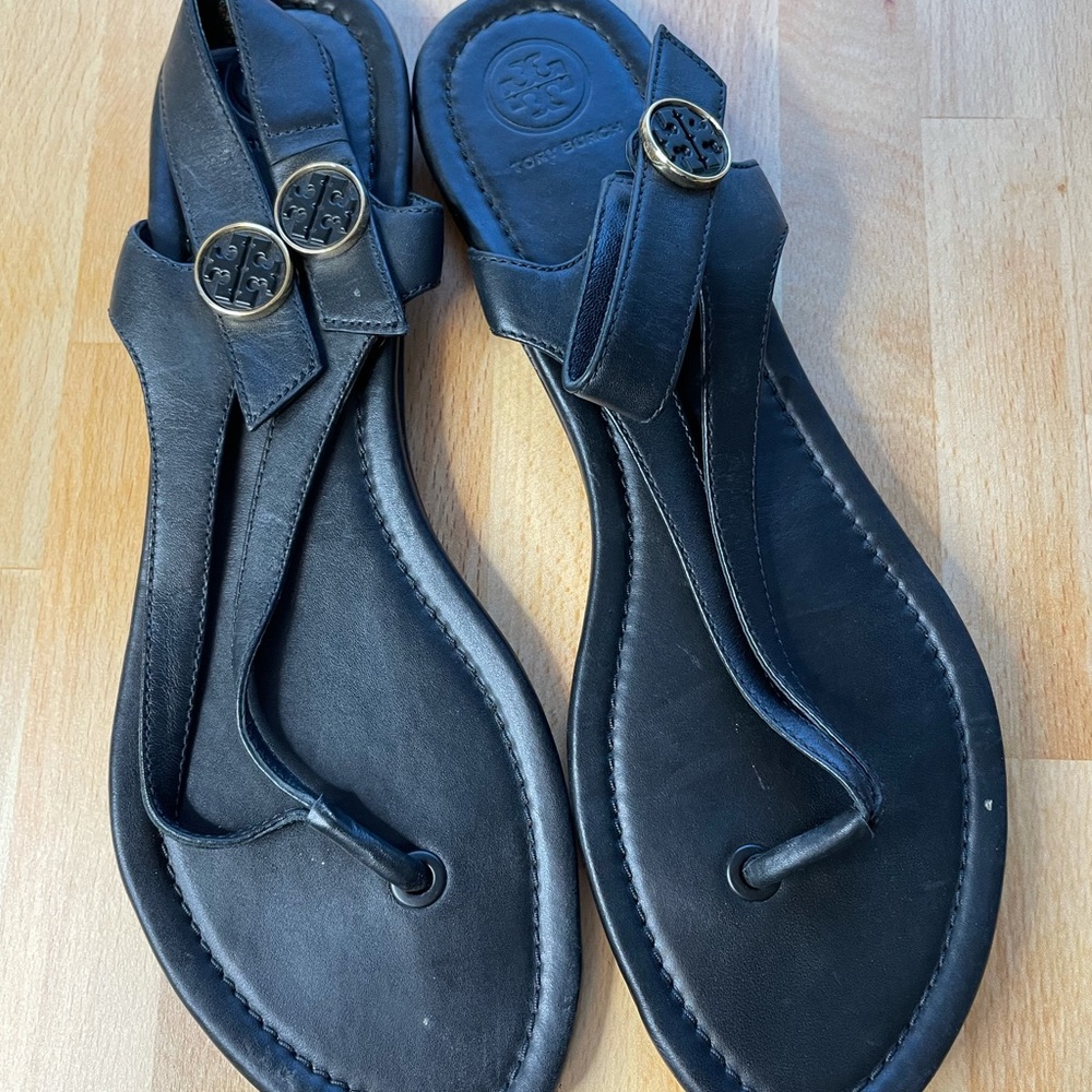Tory Burch Women's 10M Black Minnie Travel Sandals Thong Flip Flop
